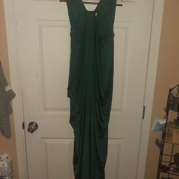 Bebe Elegant Eveningwear - Picture 4 of 4